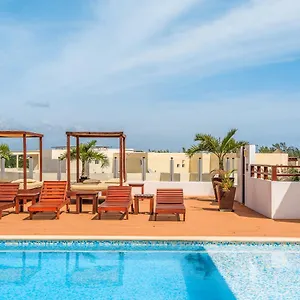  Apartment Casa Del Mar By Stella Rentals